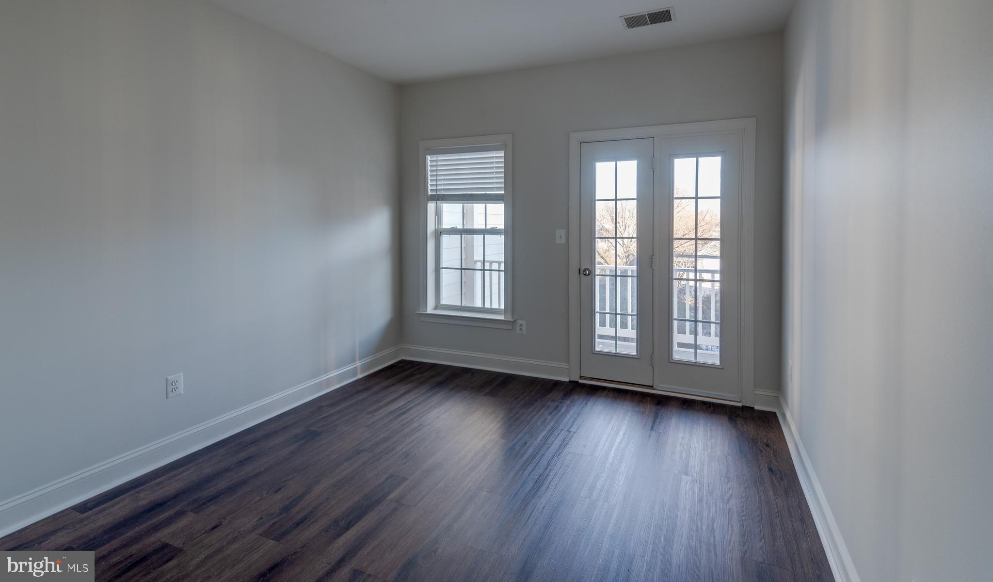 LEONARDTOWN LANDING - Residential