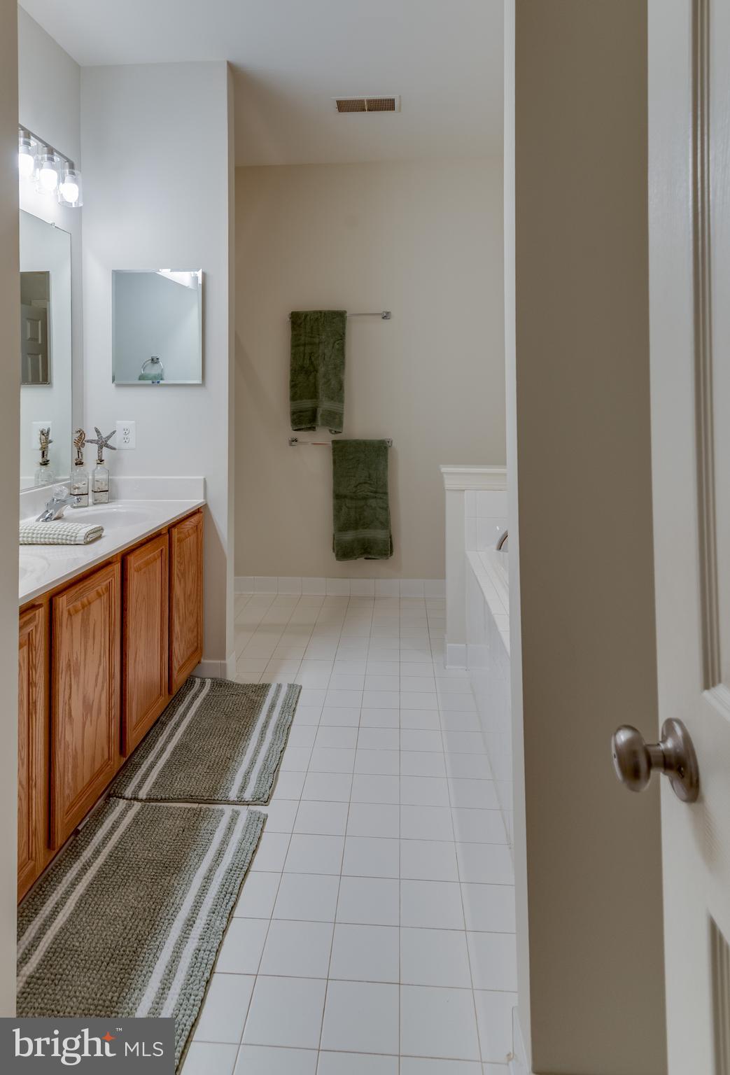 LEONARDTOWN LANDING - Residential