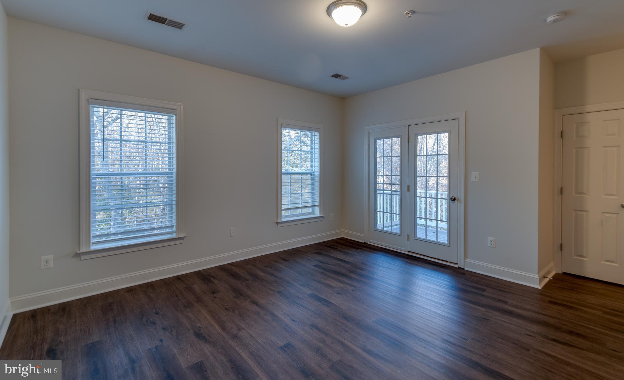 LEONARDTOWN LANDING - Residential