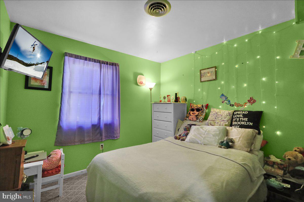 MOHNTON LAWN - Residential