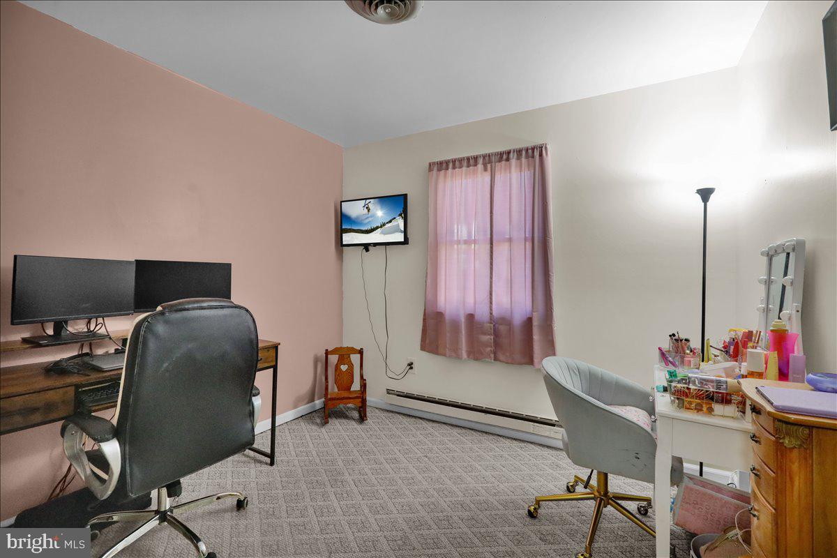 MOHNTON LAWN - Residential