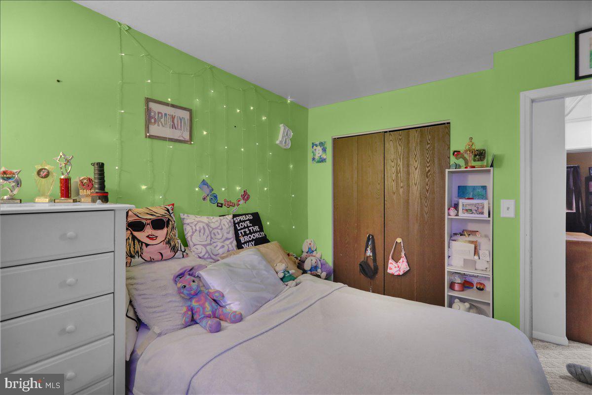 MOHNTON LAWN - Residential