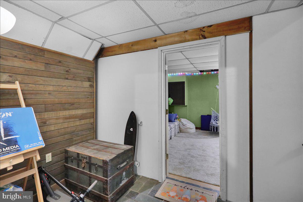 MOHNTON LAWN - Residential