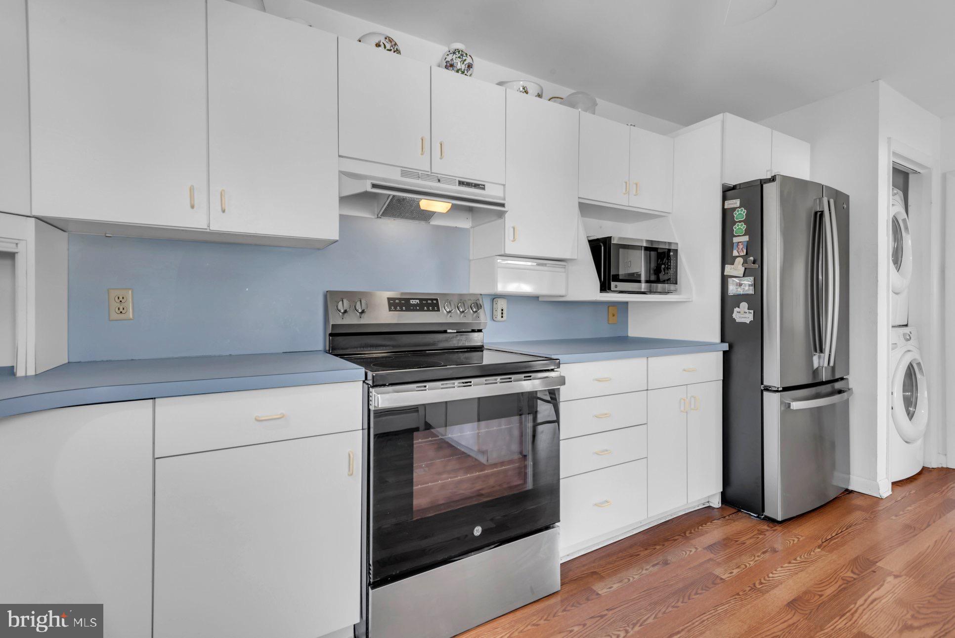 HOLLYWOOD BEACH - Residential