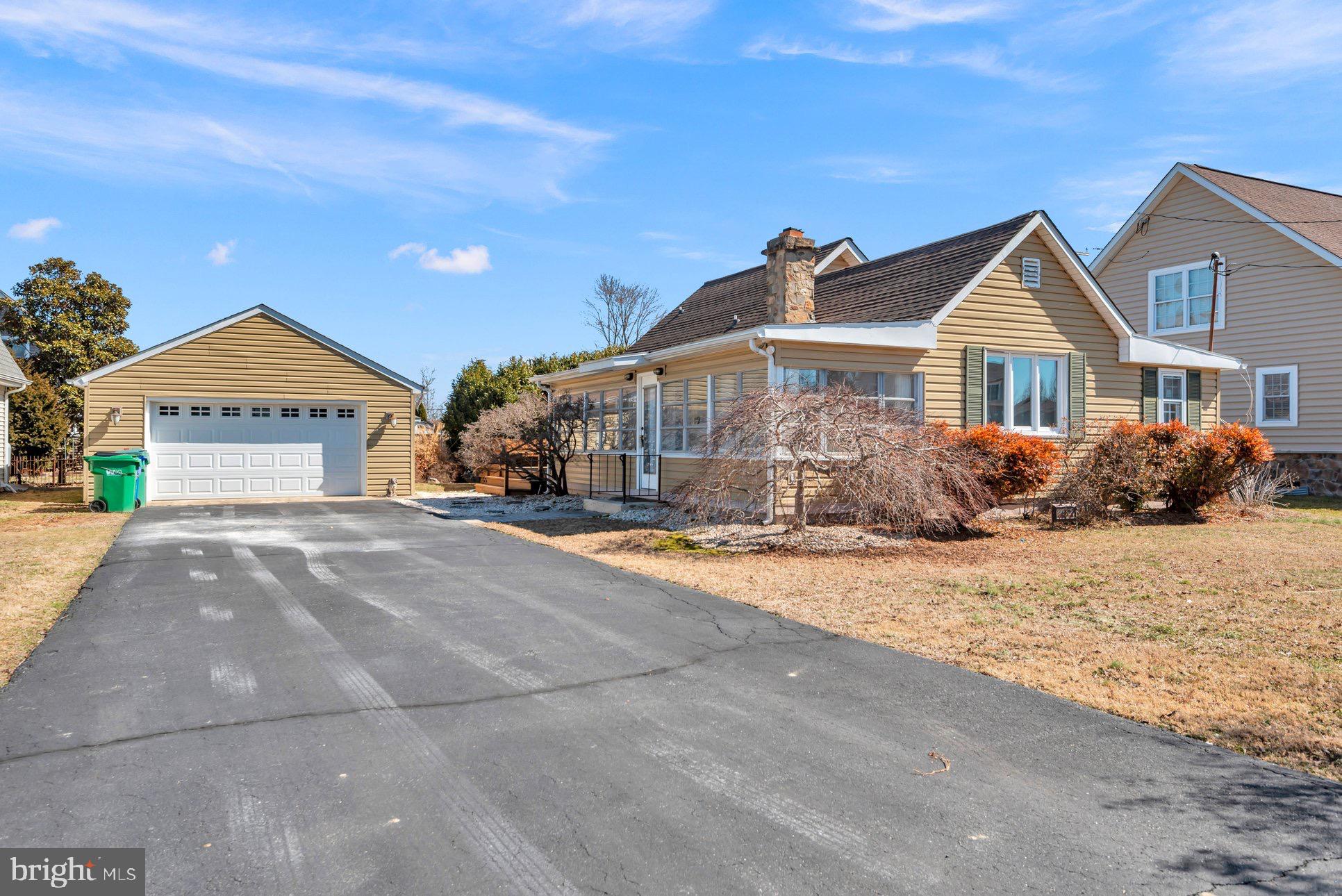 HOLLYWOOD BEACH - Residential