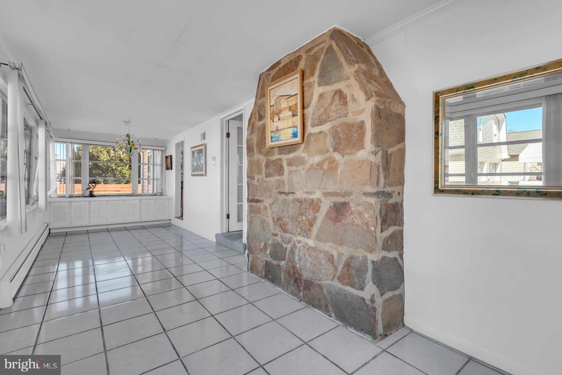 HOLLYWOOD BEACH - Residential