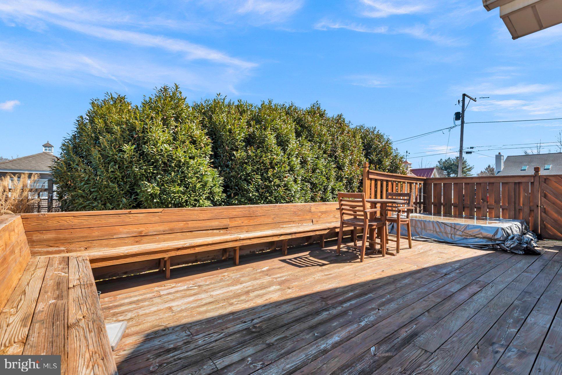 HOLLYWOOD BEACH - Residential