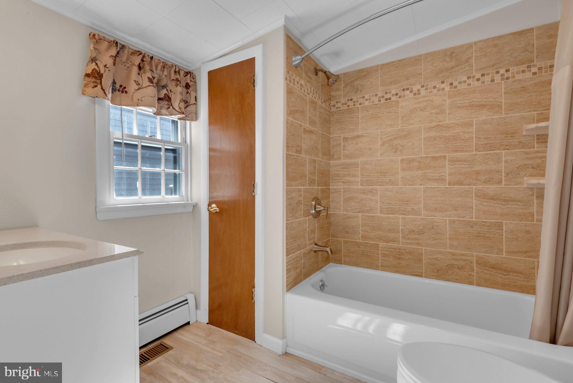 HOLLYWOOD BEACH - Residential