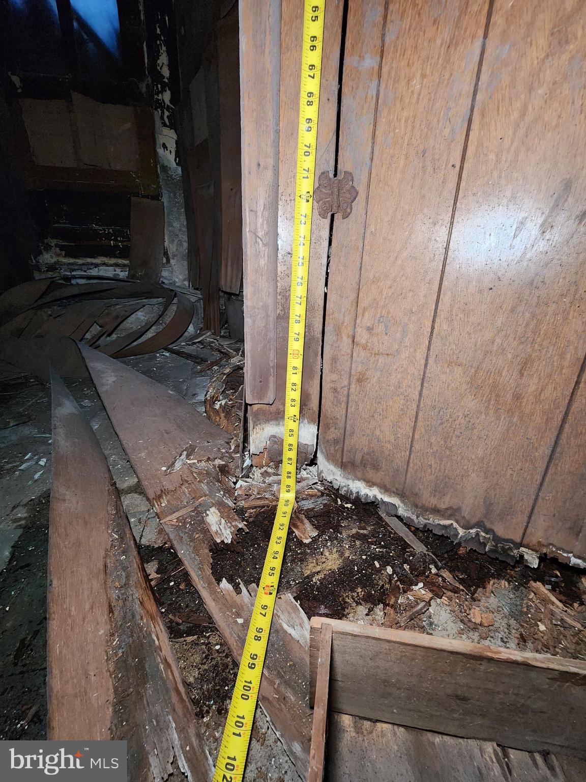 BROADWAY EAST - Residential