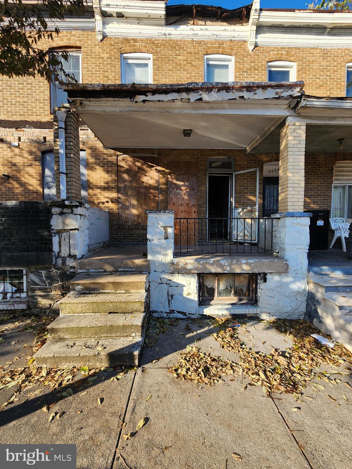 BROADWAY EAST - Residential