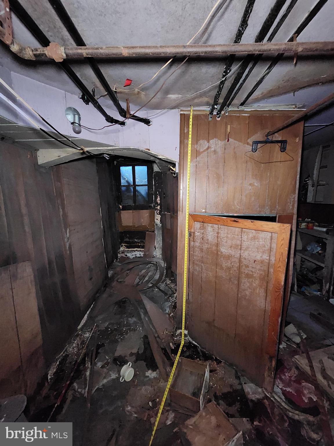 BROADWAY EAST - Residential