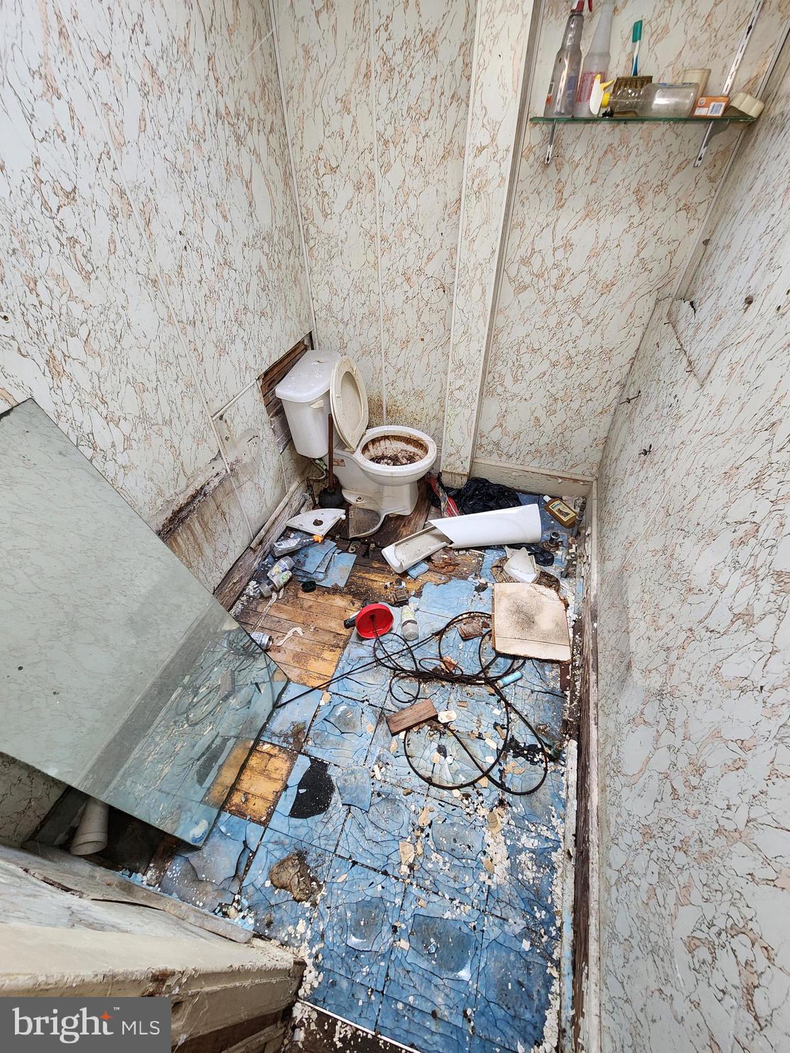 BROADWAY EAST - Residential