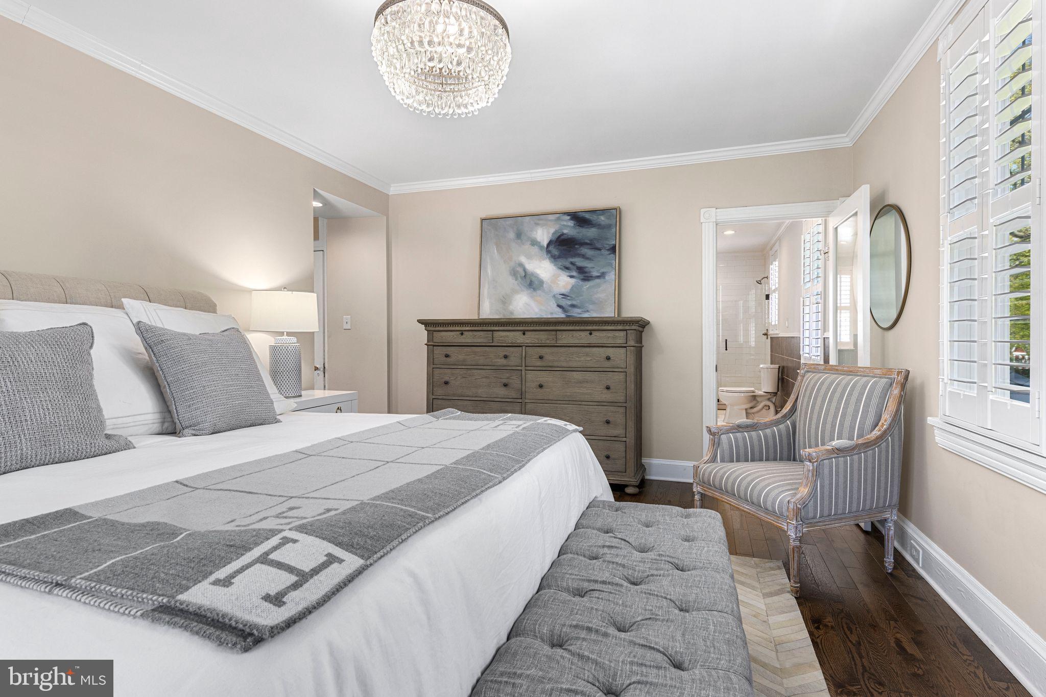 SOUTH WAYNE - Residential