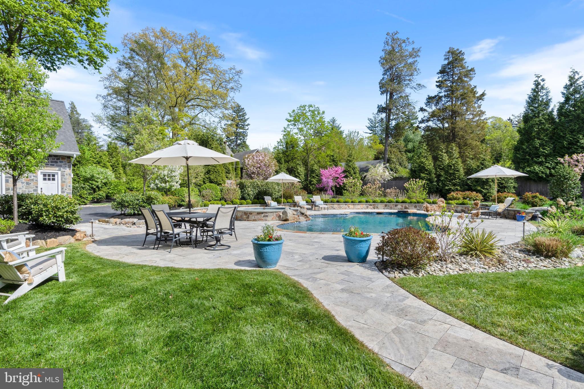 SOUTH WAYNE - Residential