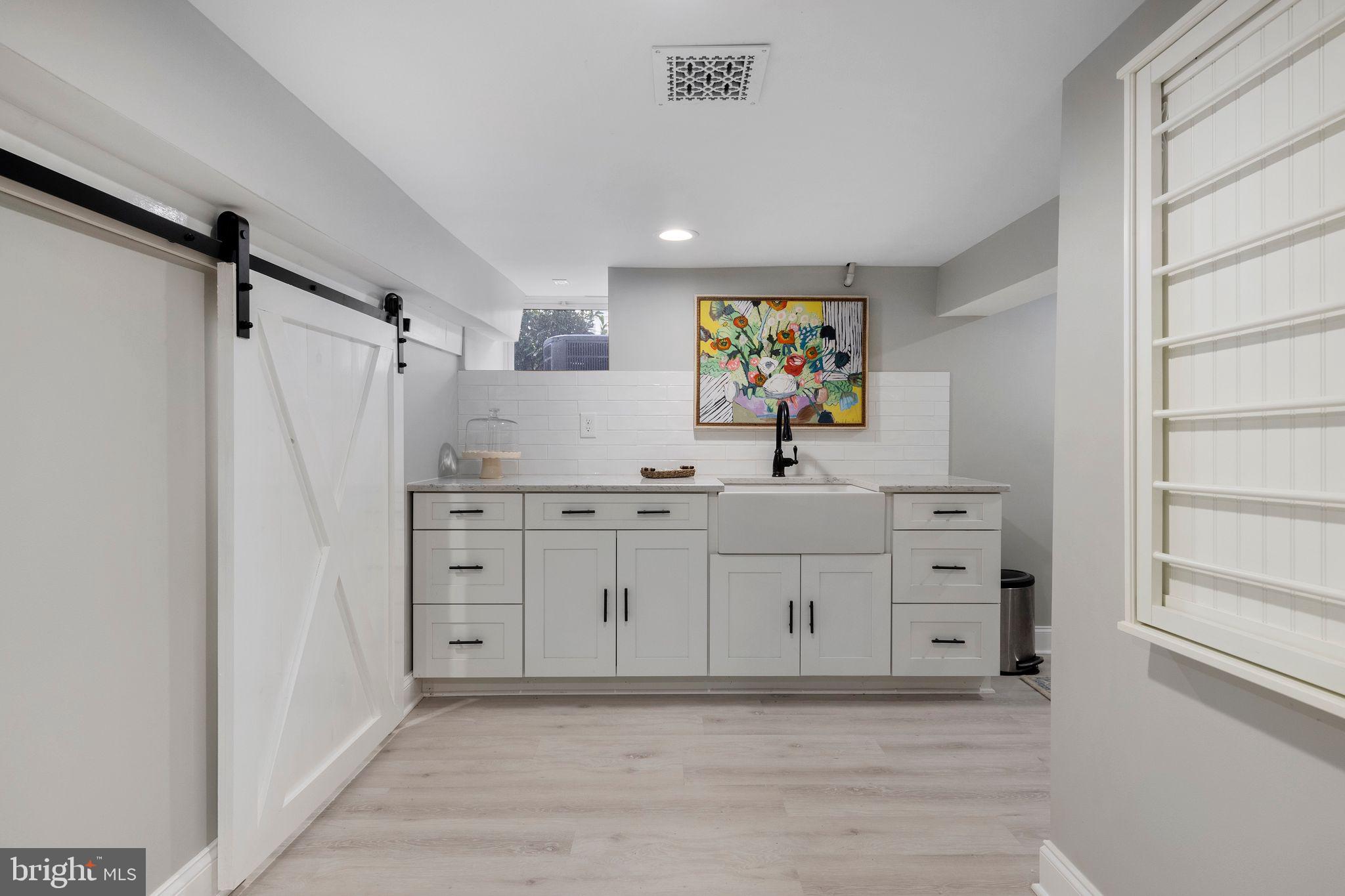 SOUTH WAYNE - Residential