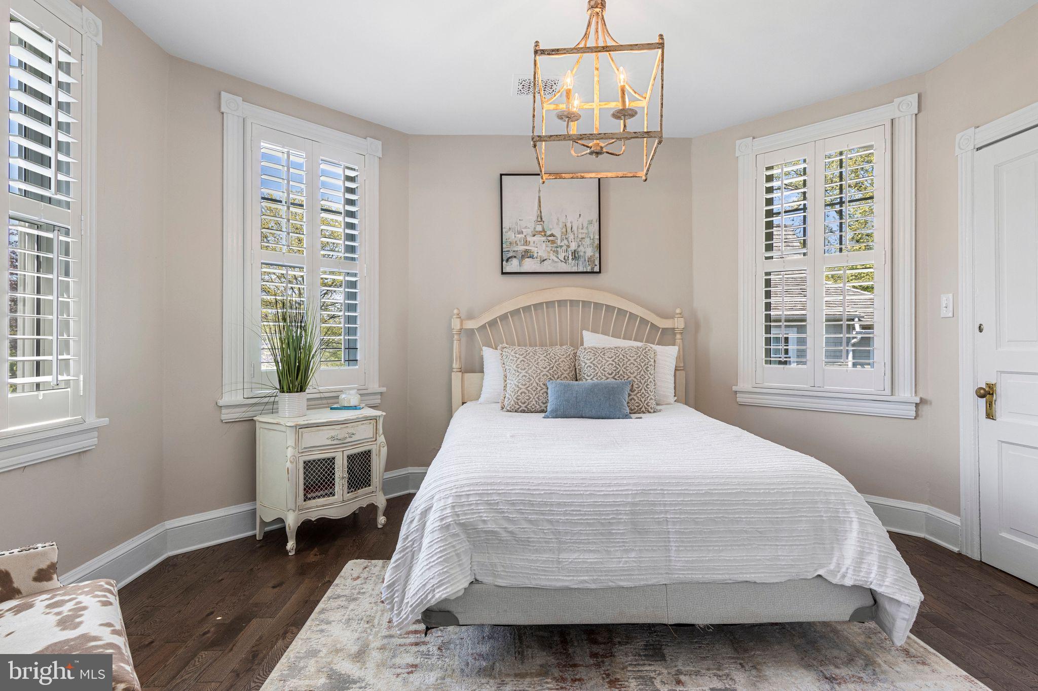 SOUTH WAYNE - Residential