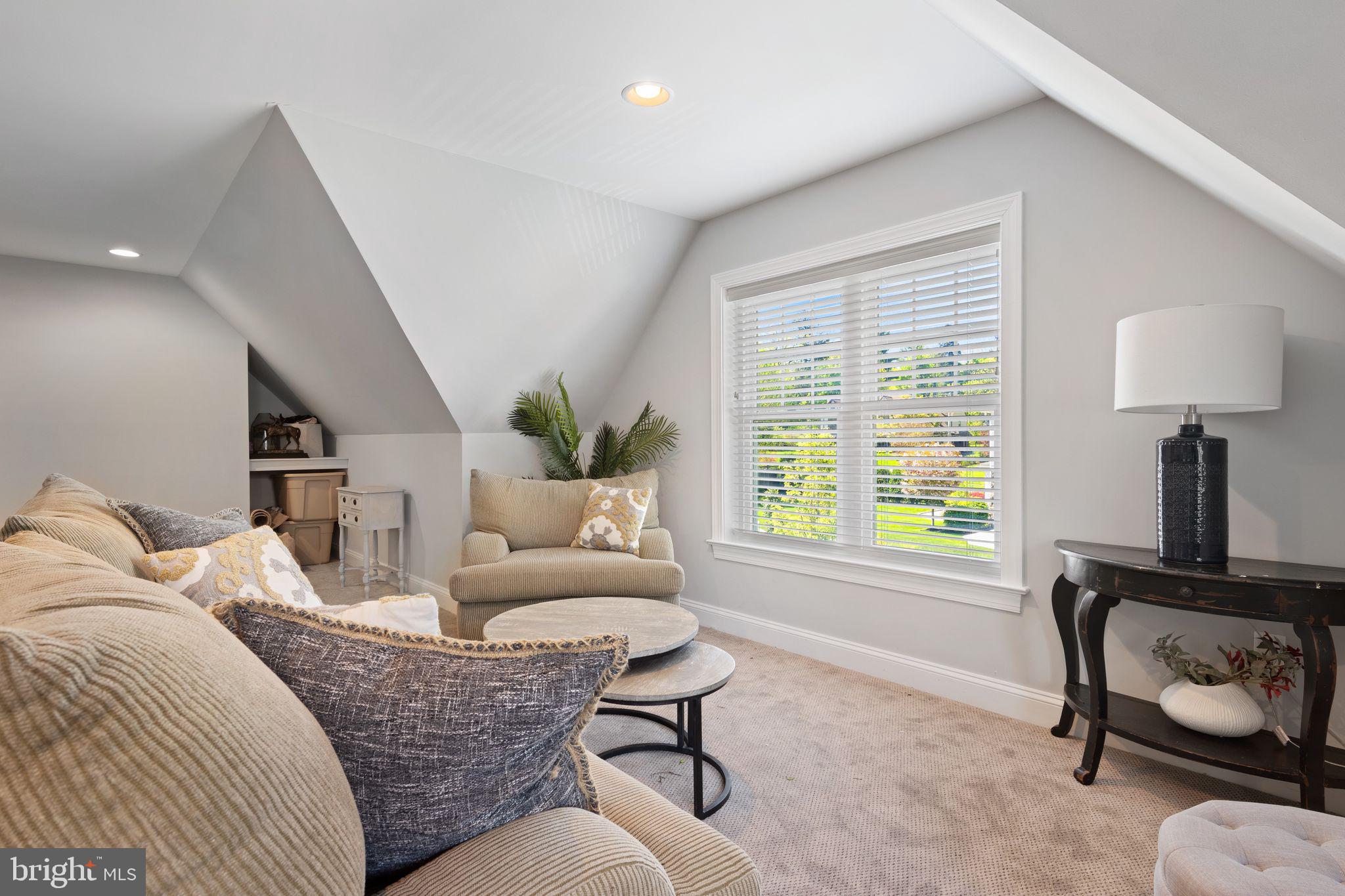 SOUTH WAYNE - Residential