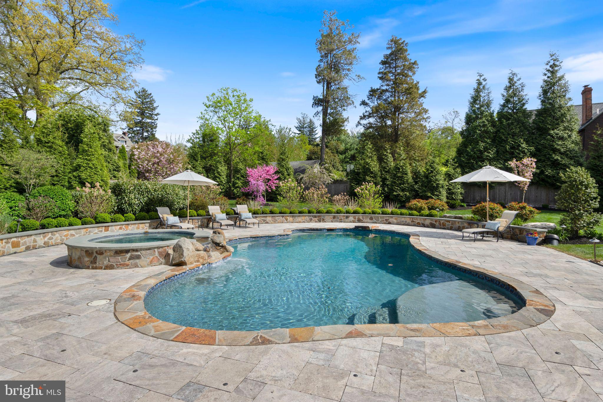 SOUTH WAYNE - Residential