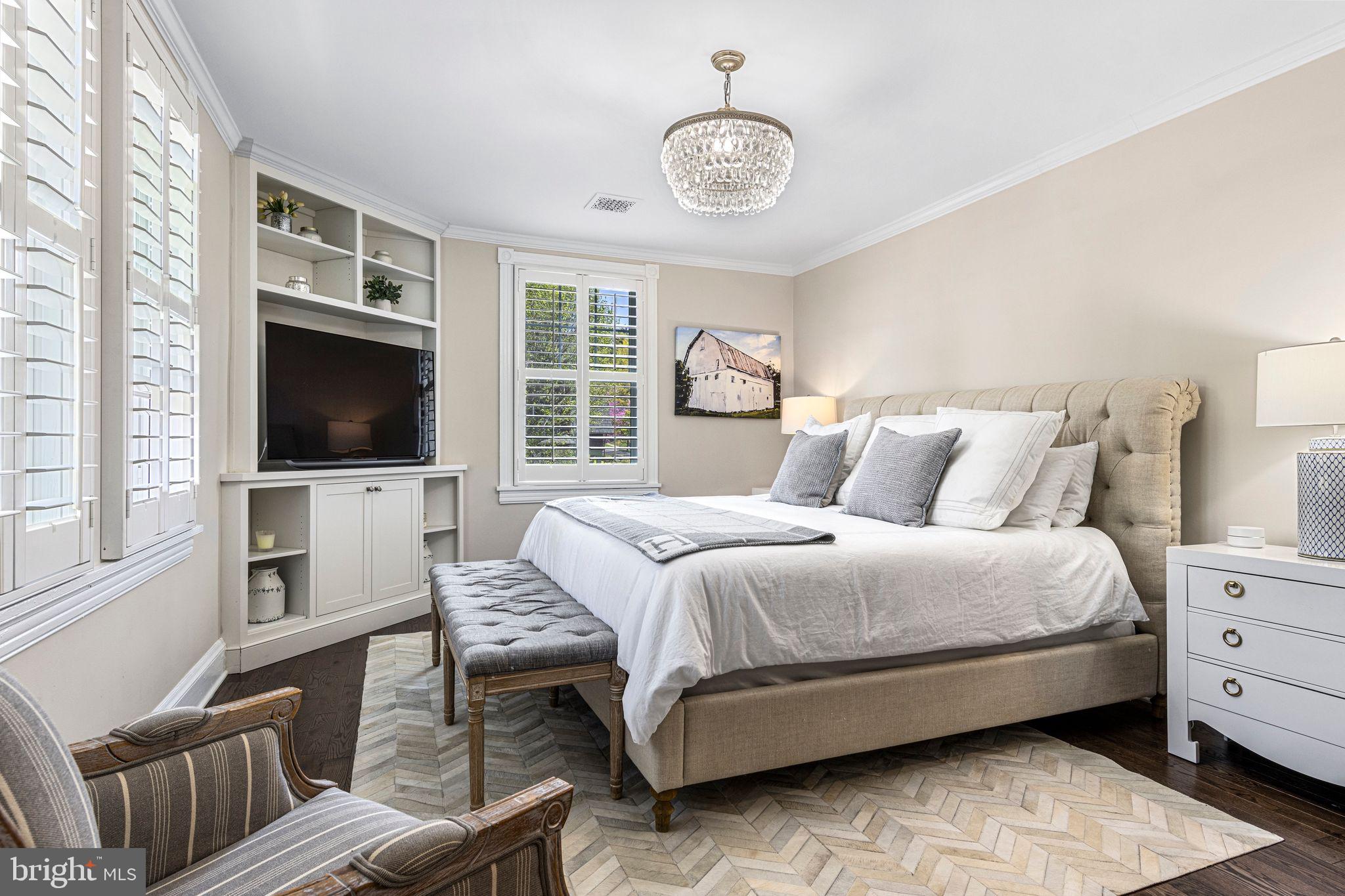 SOUTH WAYNE - Residential