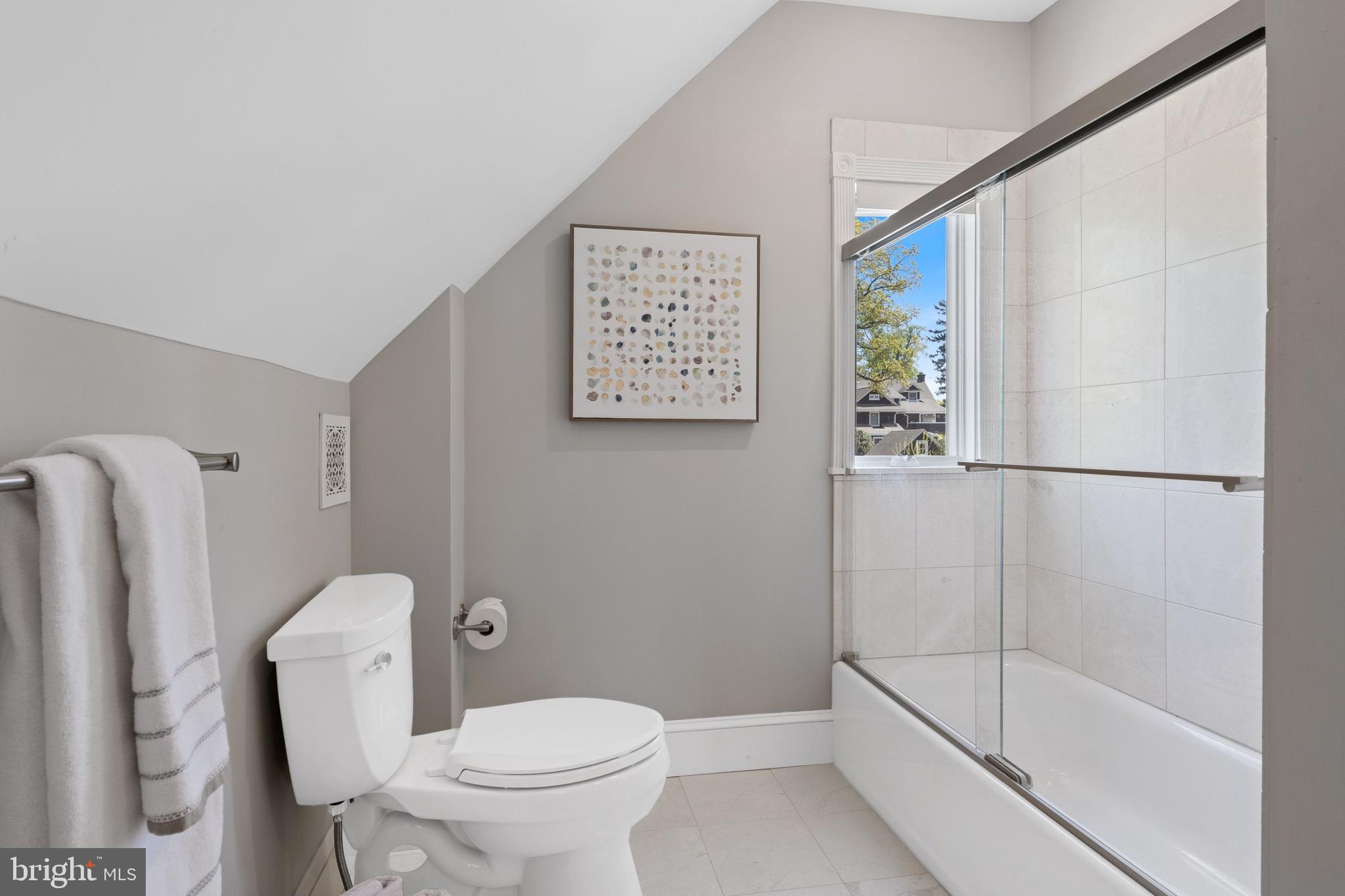 SOUTH WAYNE - Residential