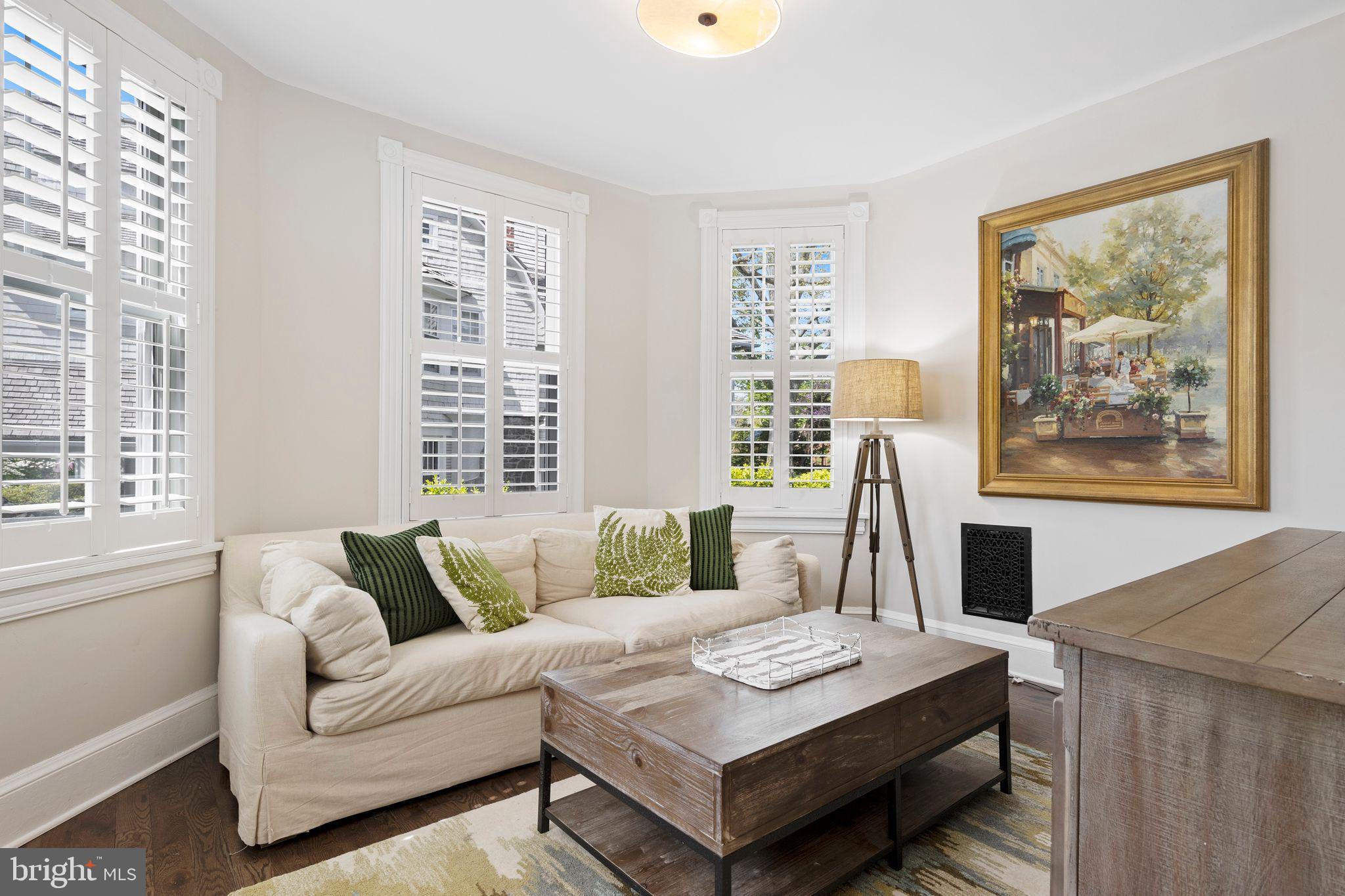 SOUTH WAYNE - Residential