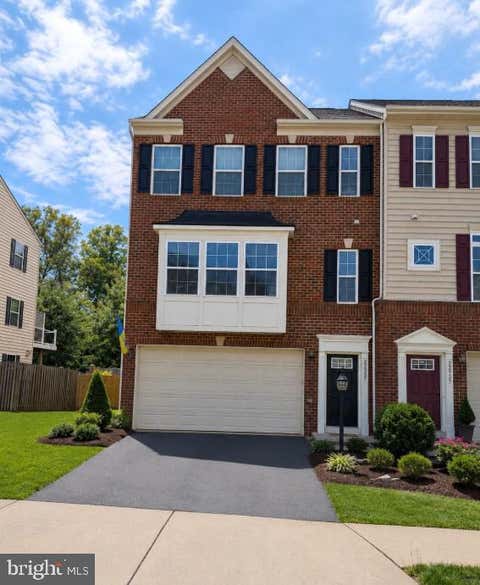 Photo of 22925 Chinkapin Oak Terrace, STERLING, VA 20166 (MLS # VALO2129552)