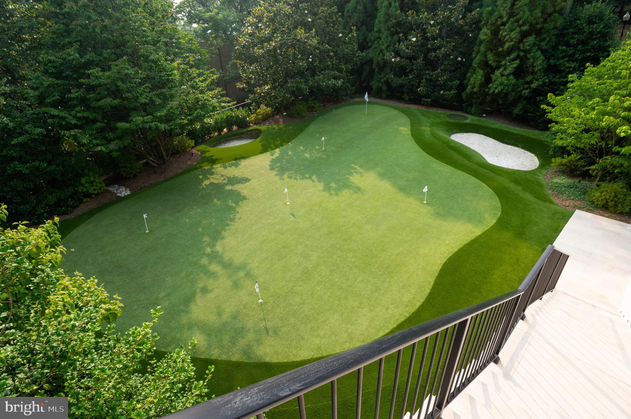 BERKLEY - Residential