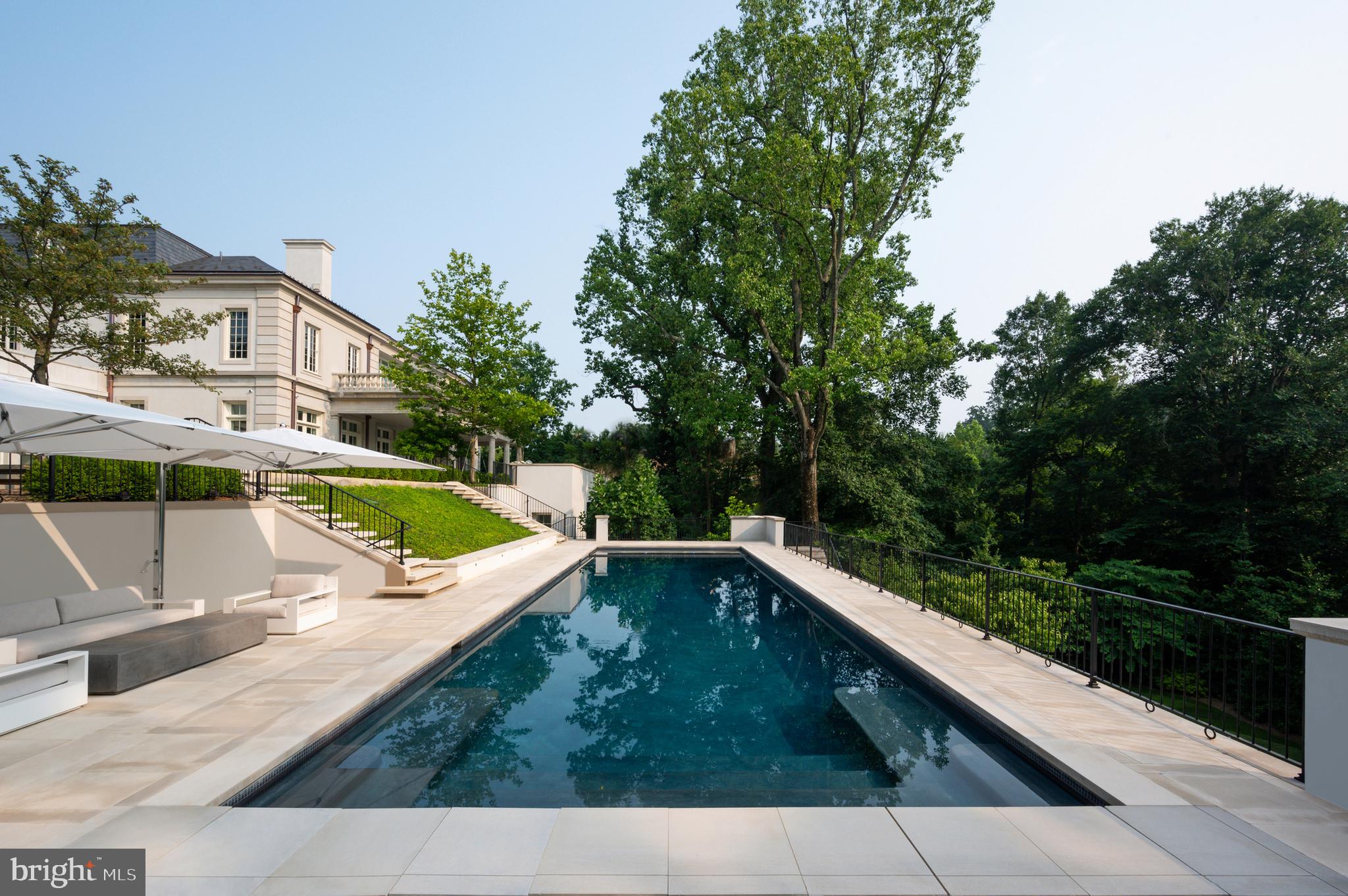 BERKLEY - Residential