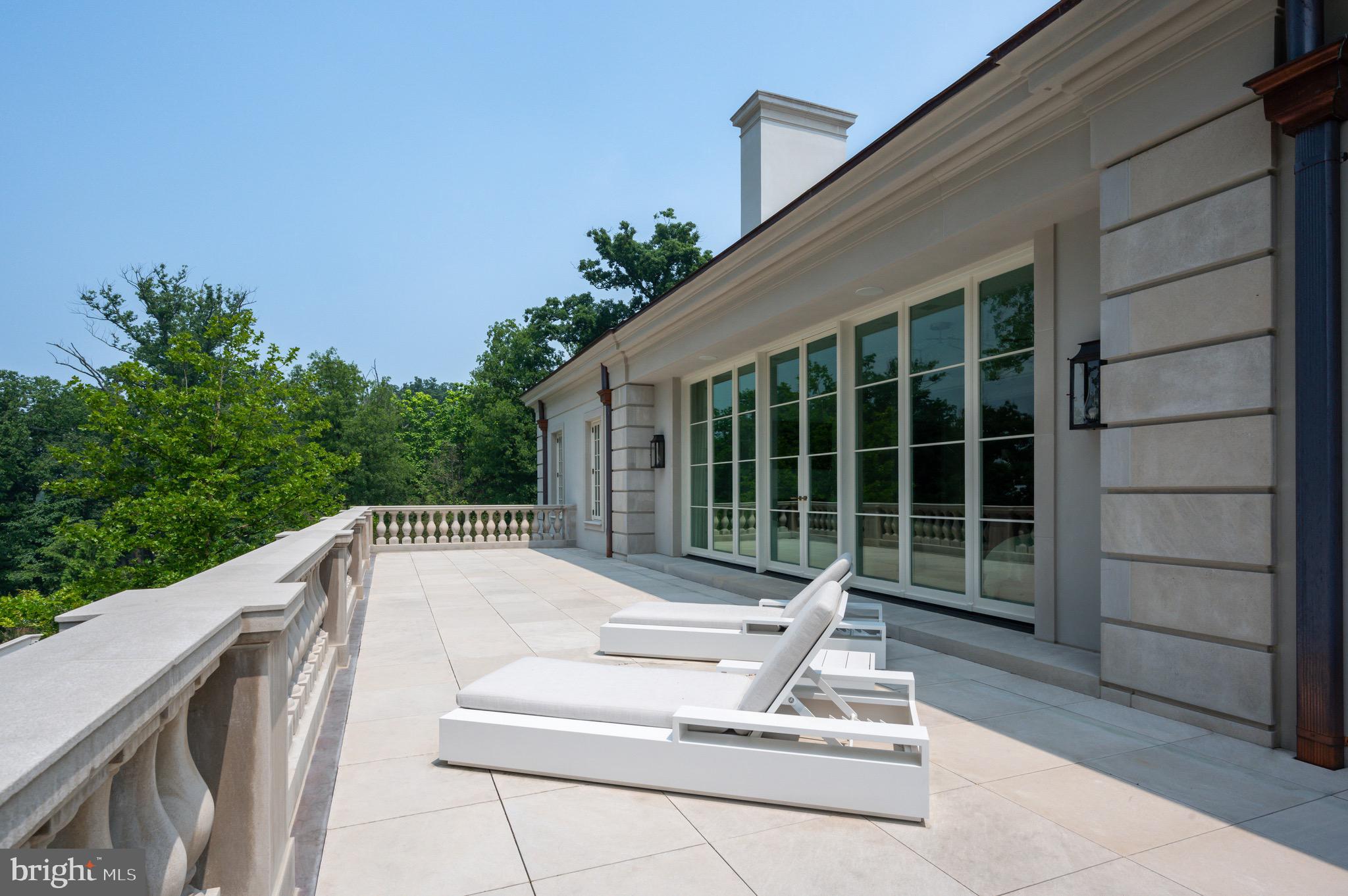 BERKLEY - Residential
