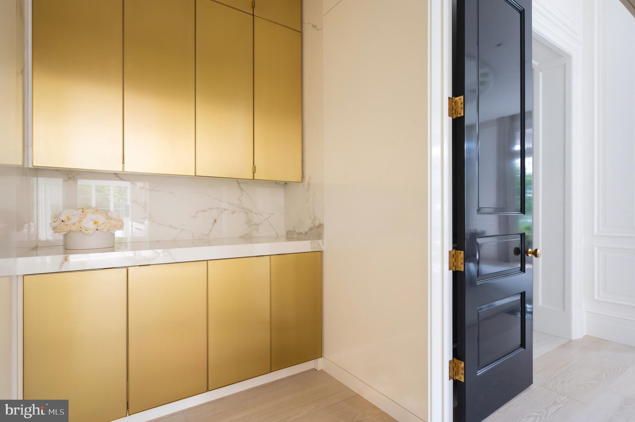 BERKLEY - Residential