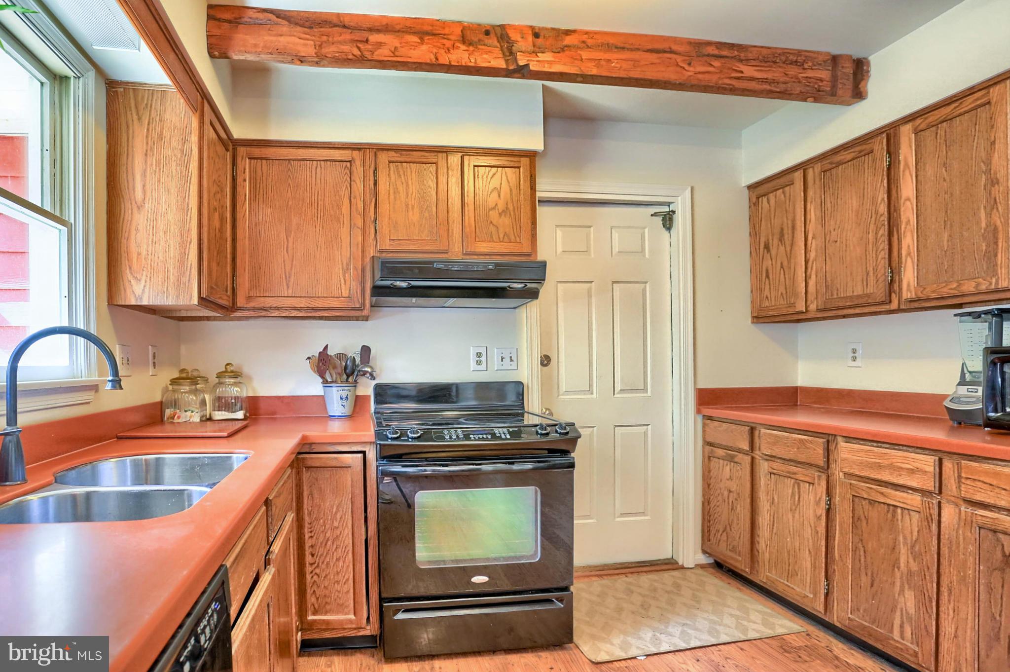 NORTH HILLS - Residential