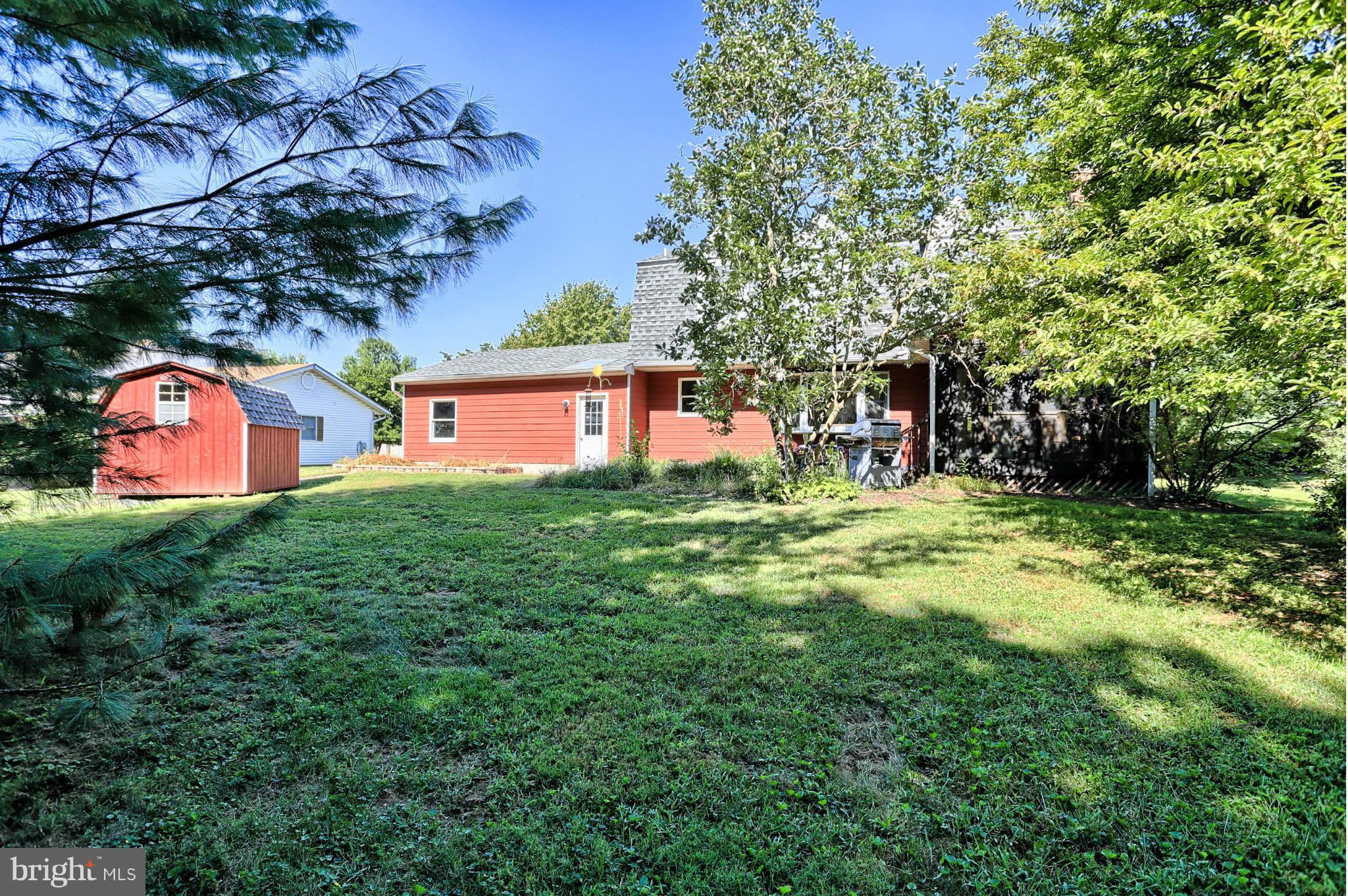 NORTH HILLS - Residential