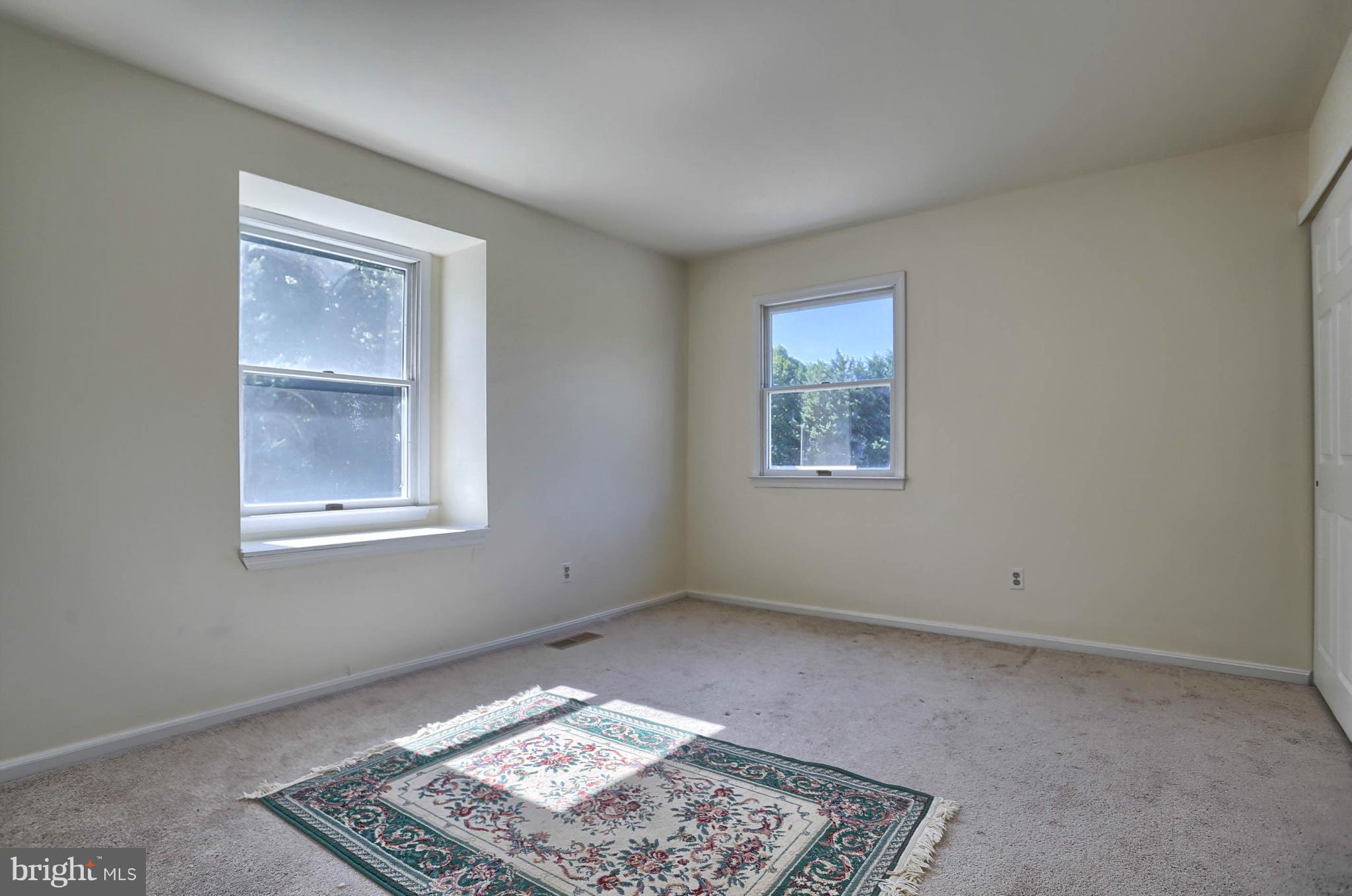 NORTH HILLS - Residential