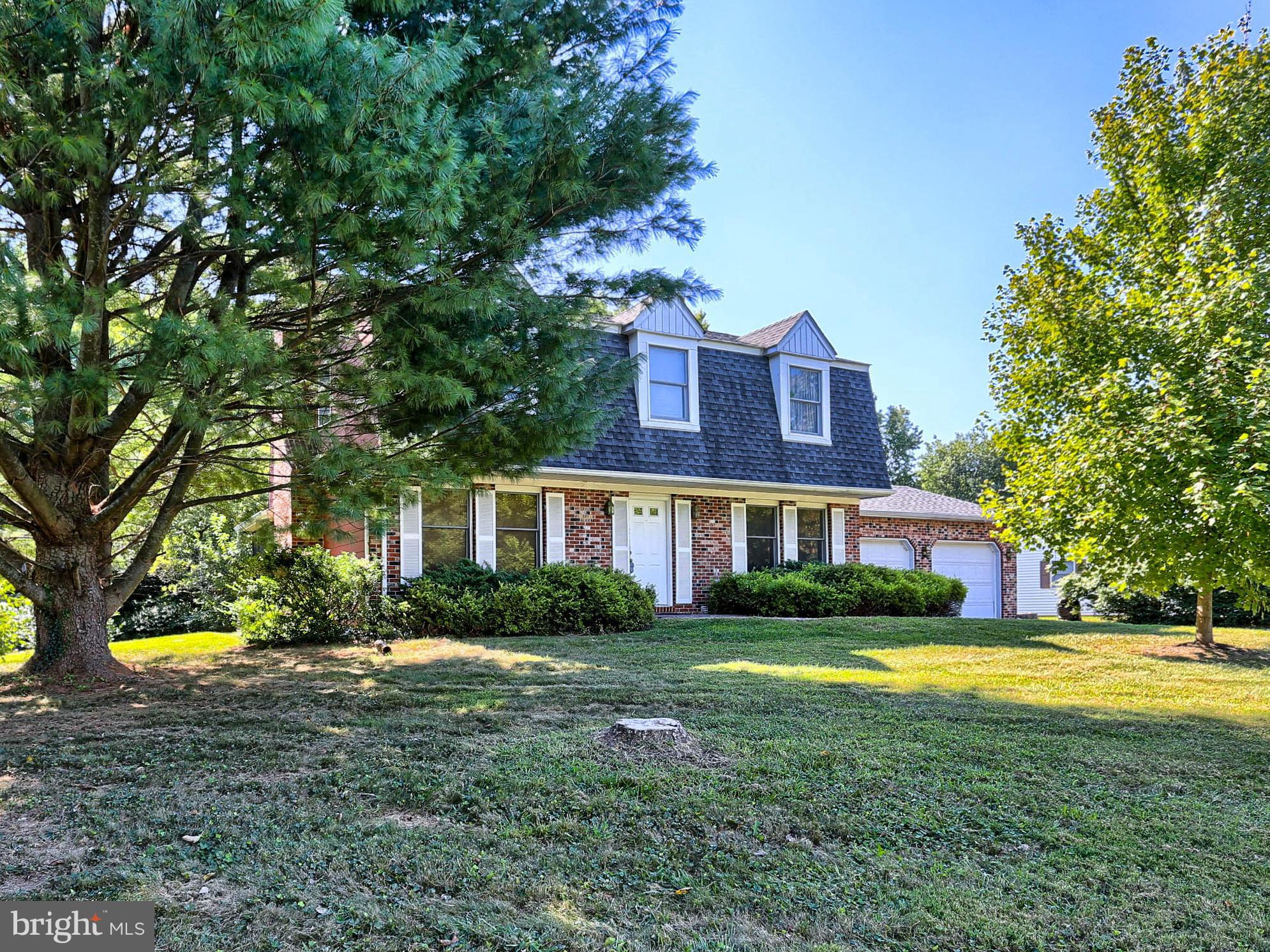 NORTH HILLS - Residential