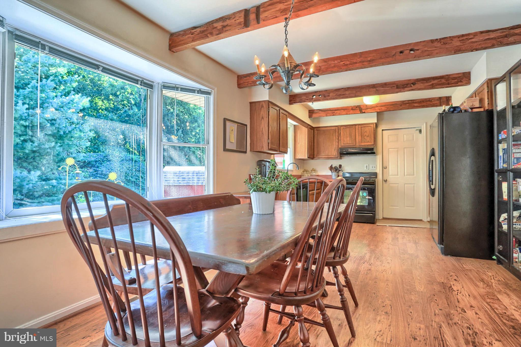 NORTH HILLS - Residential