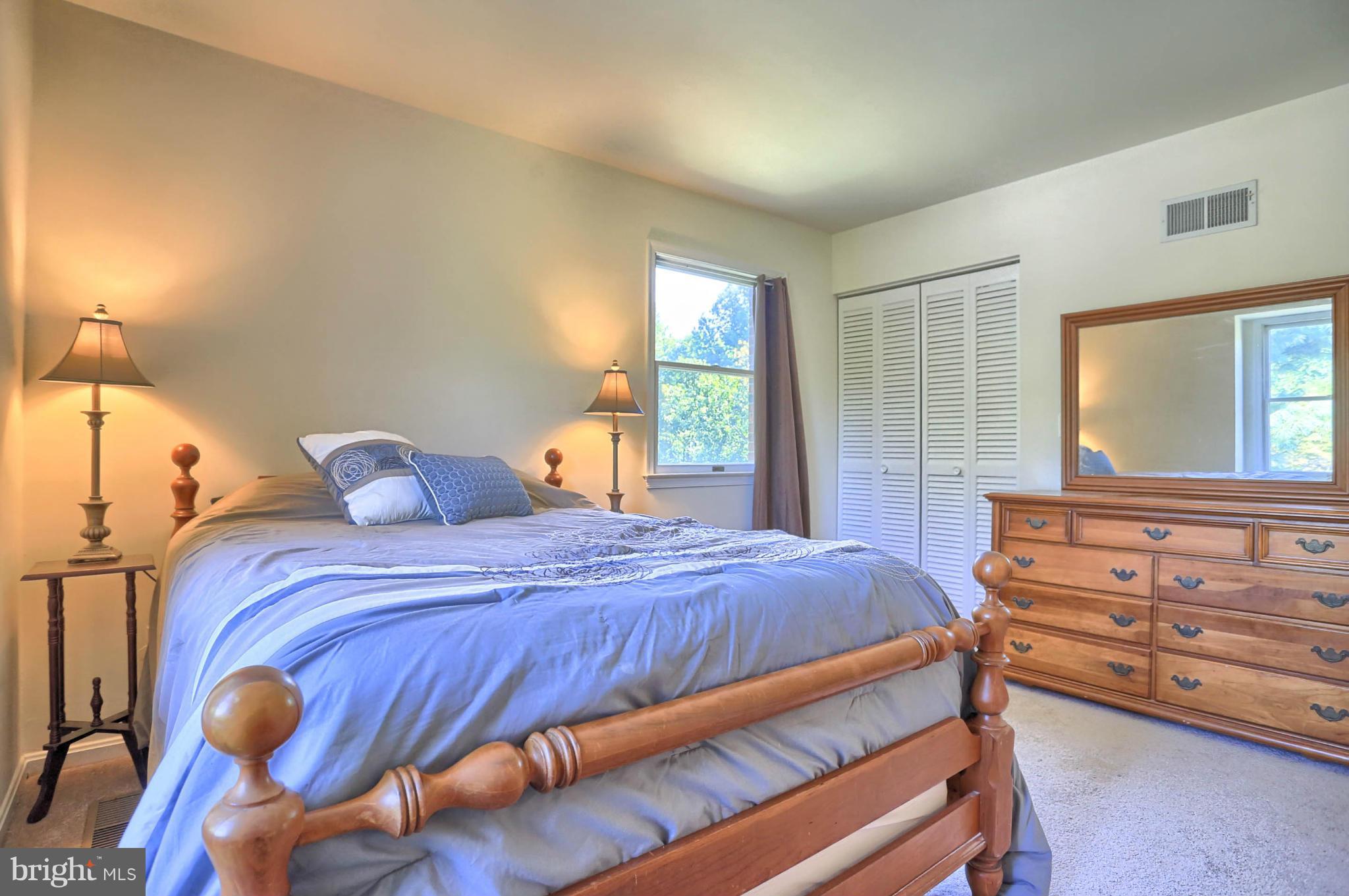 NORTH HILLS - Residential