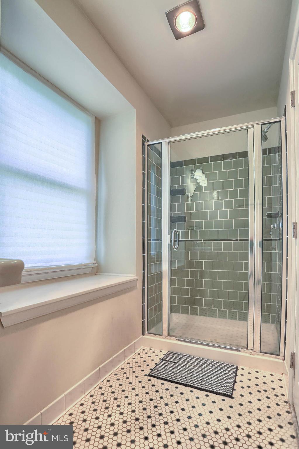 NORTH HILLS - Residential