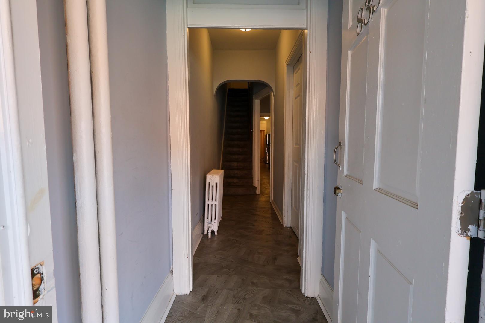 833 LINDEN AVENUE