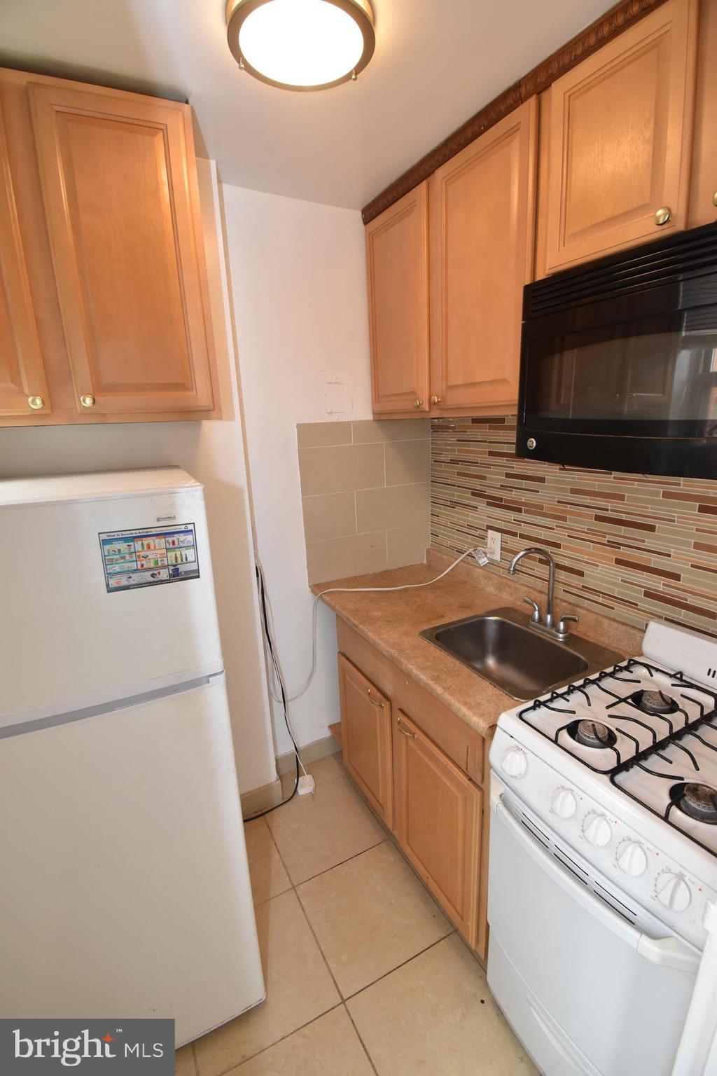 1121 ARLINGTON BOULEVARD 739