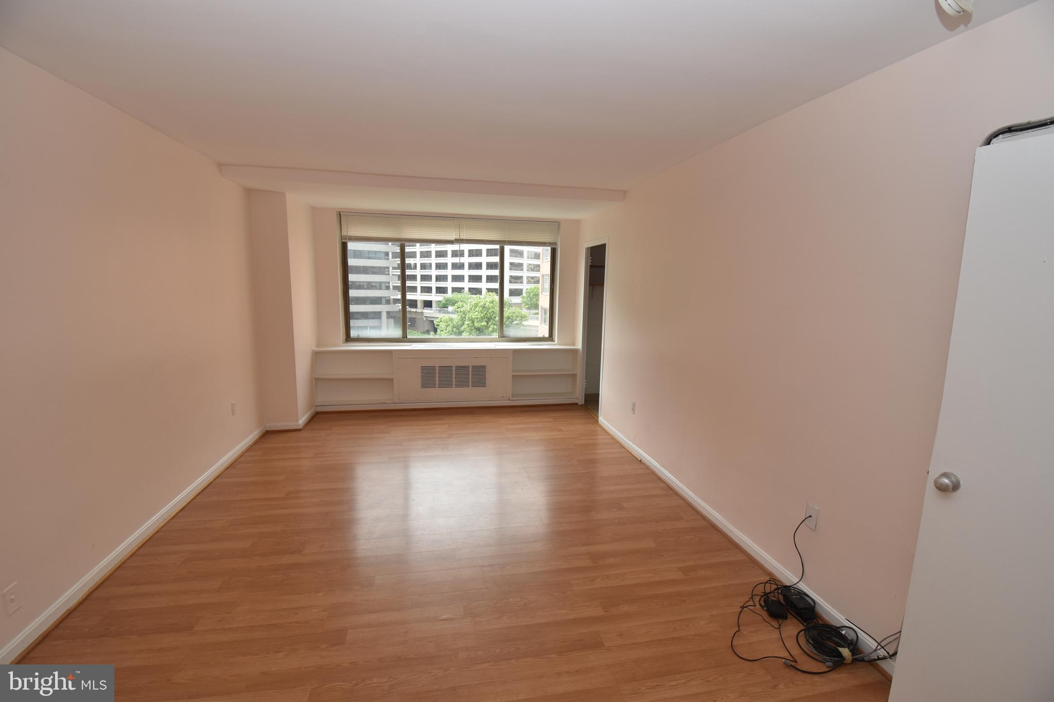 1121 ARLINGTON BOULEVARD 739