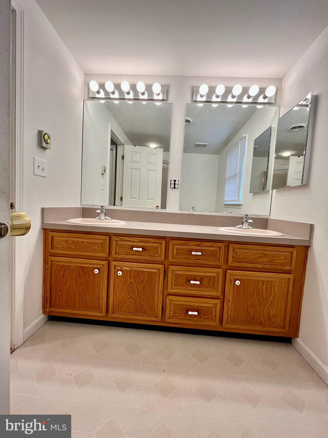 HICKORY RUN - Residential