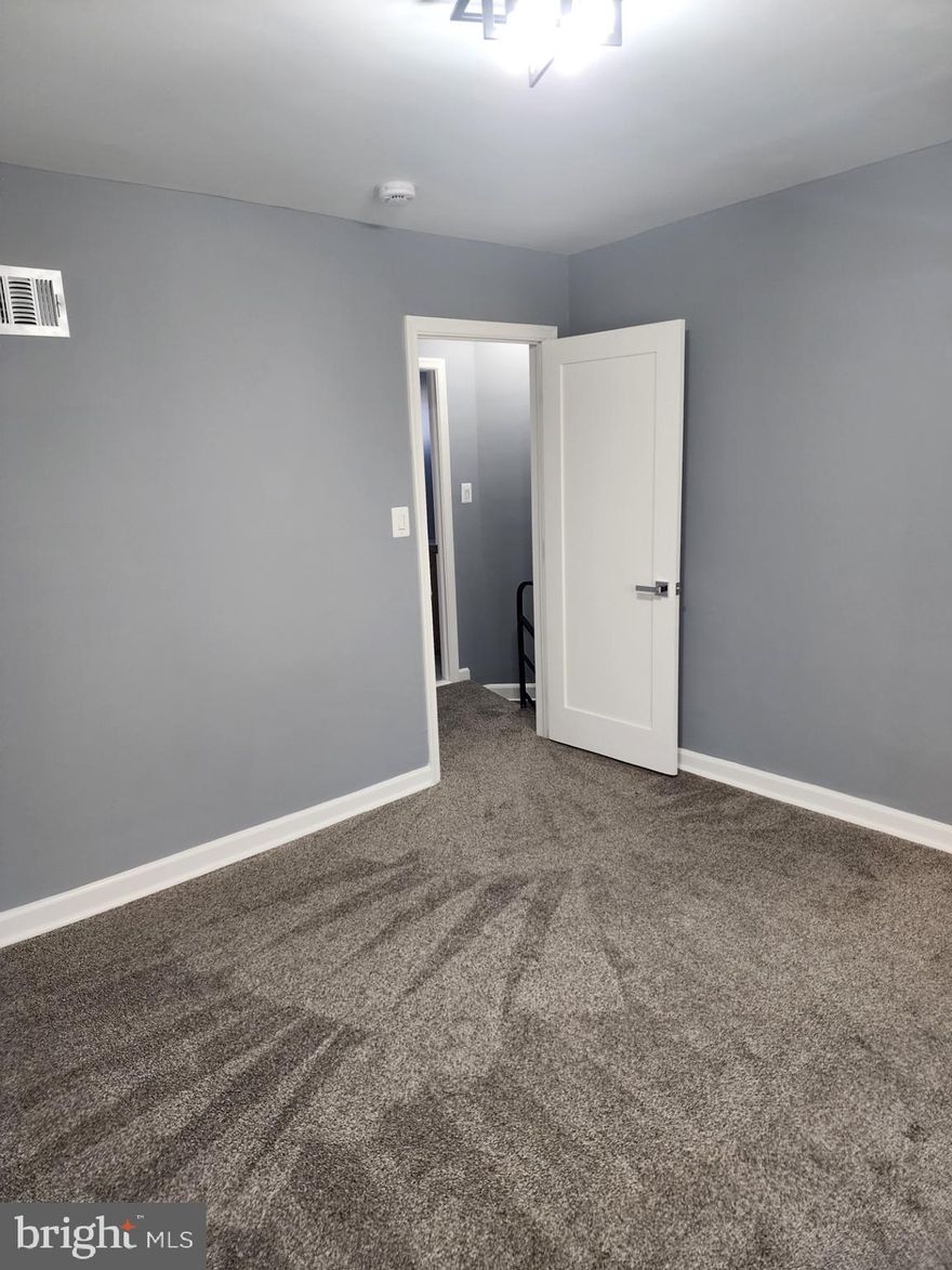 TOTALLY REMODELLED. EVERYTHING IS NEW. WASHER AND DRYER IN UNIT.