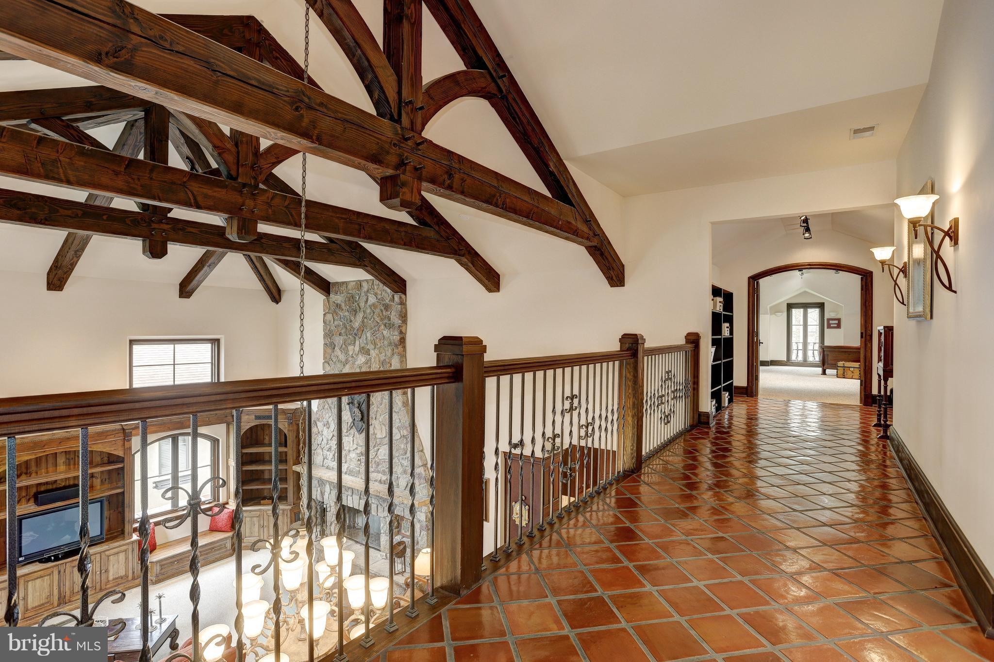 CLOVERLAND FARMS - Farm