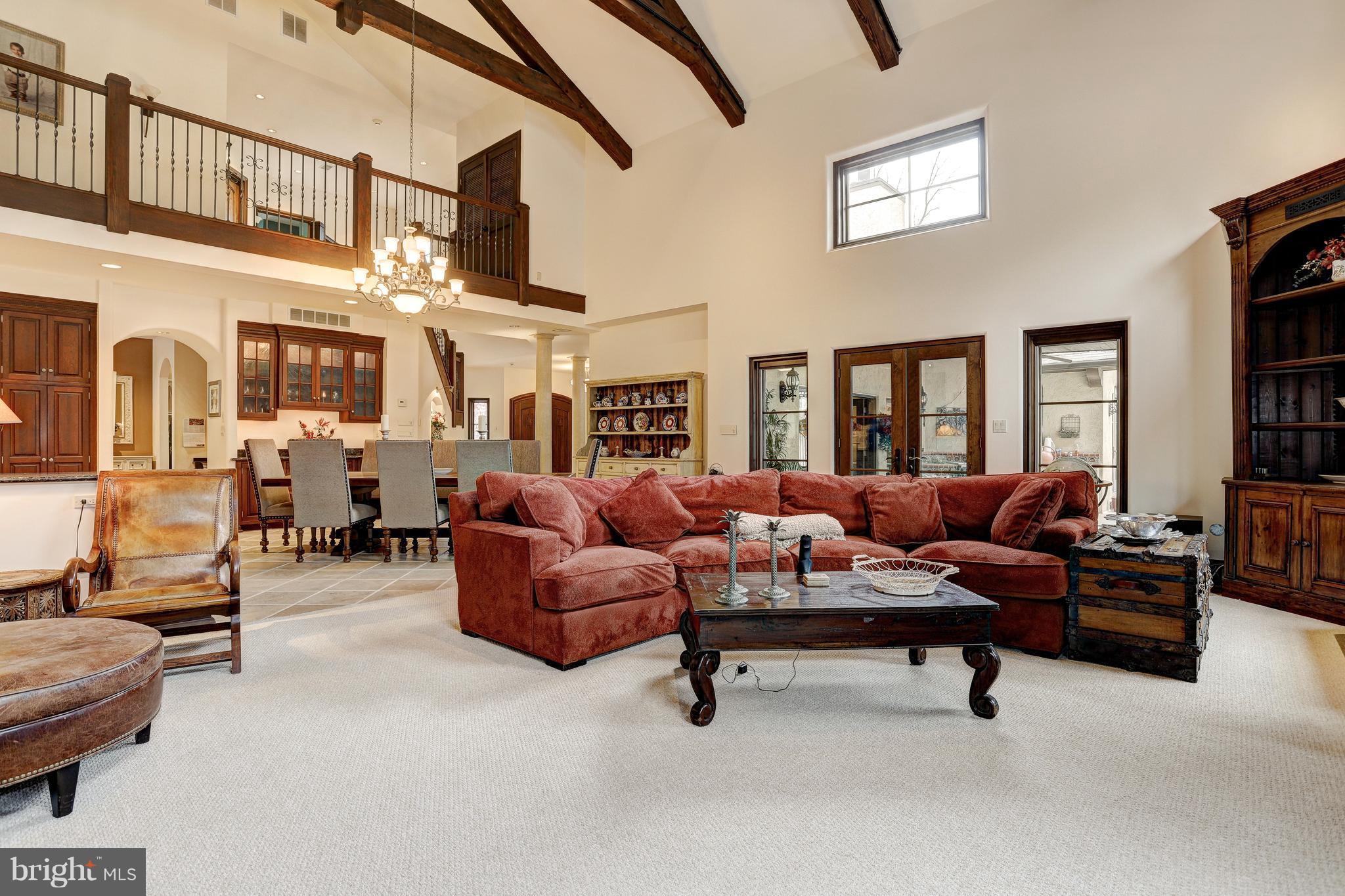 CLOVERLAND FARMS - Farm