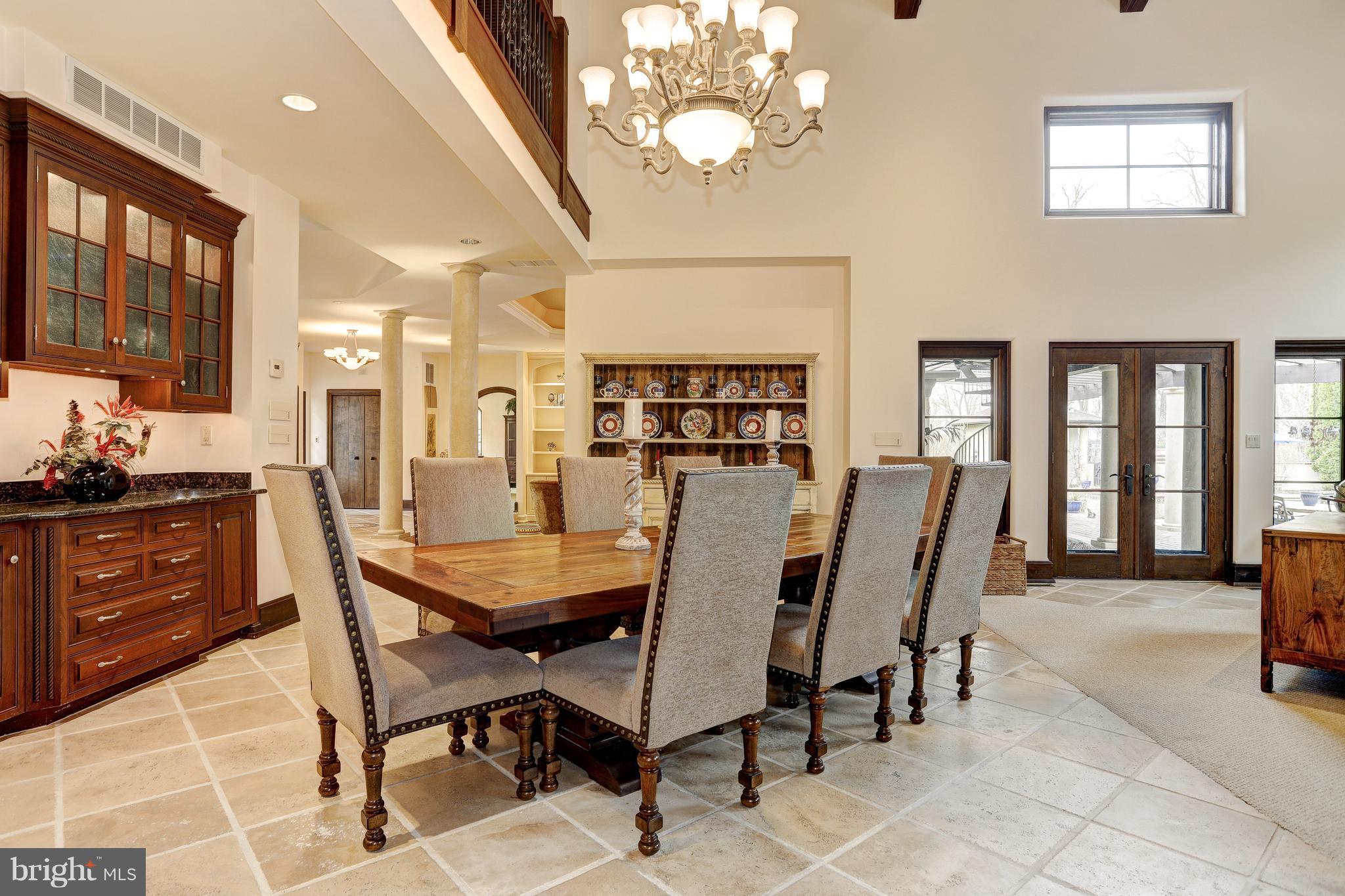 CLOVERLAND FARMS - Farm