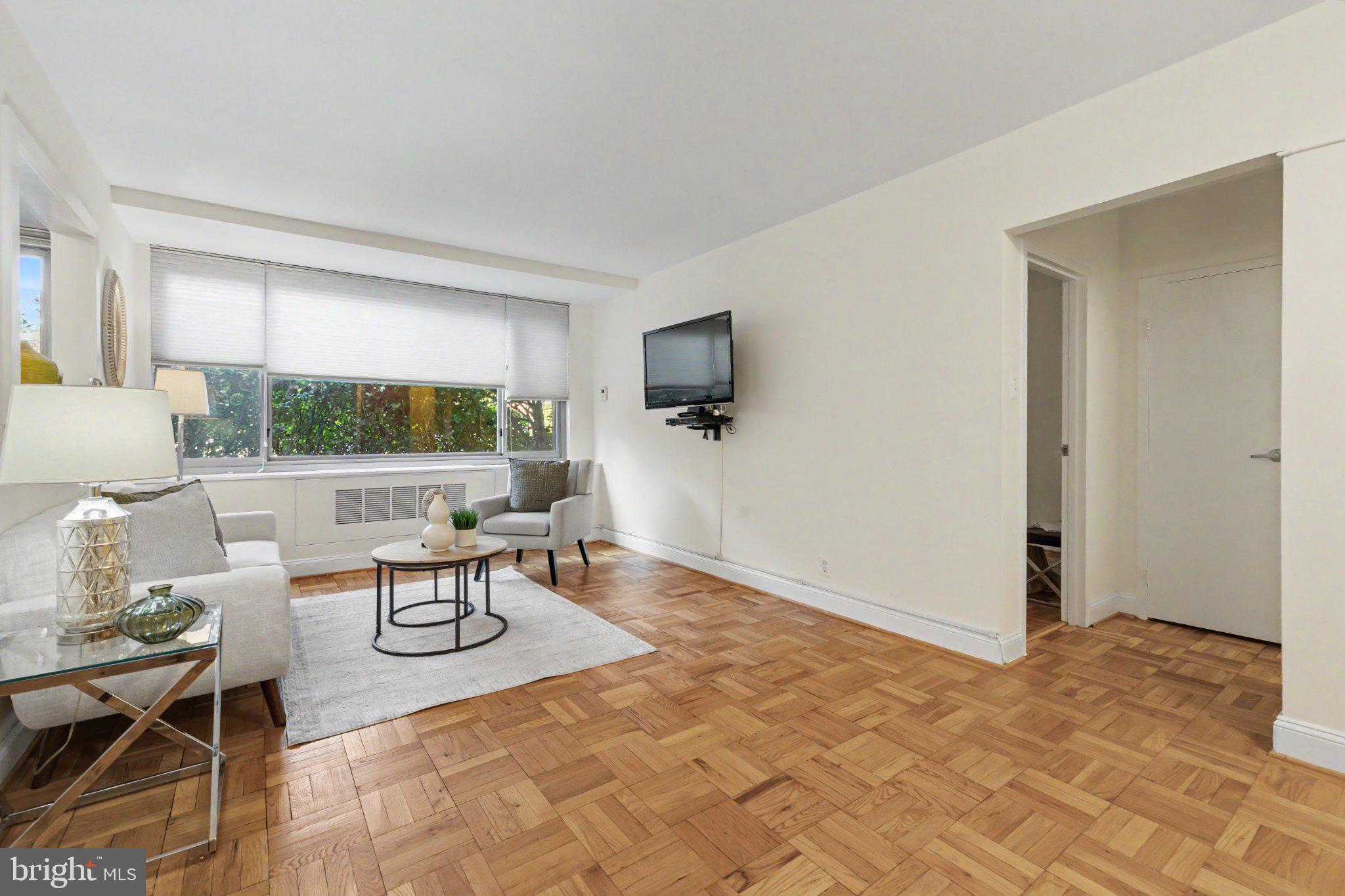 4200 CATHEDRAL AVENUE NW 403