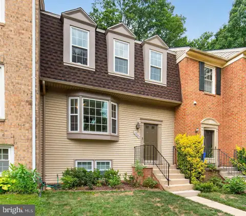 7204 Gentian Court, Springfield, VA MLS: VAFX2330892