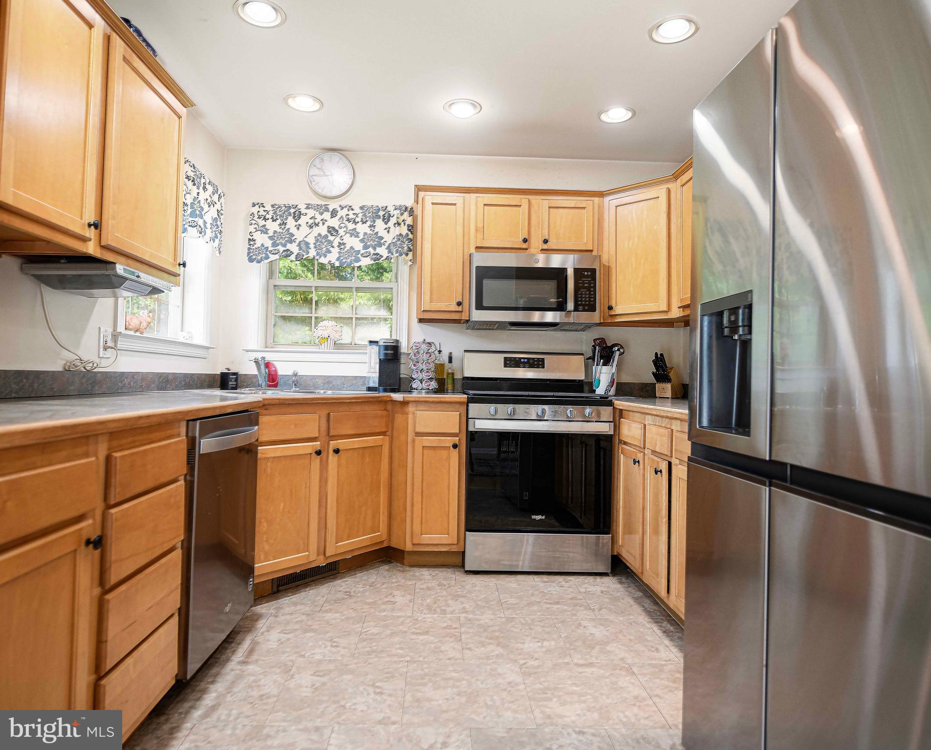 CAROL HEIGHTS - Residential