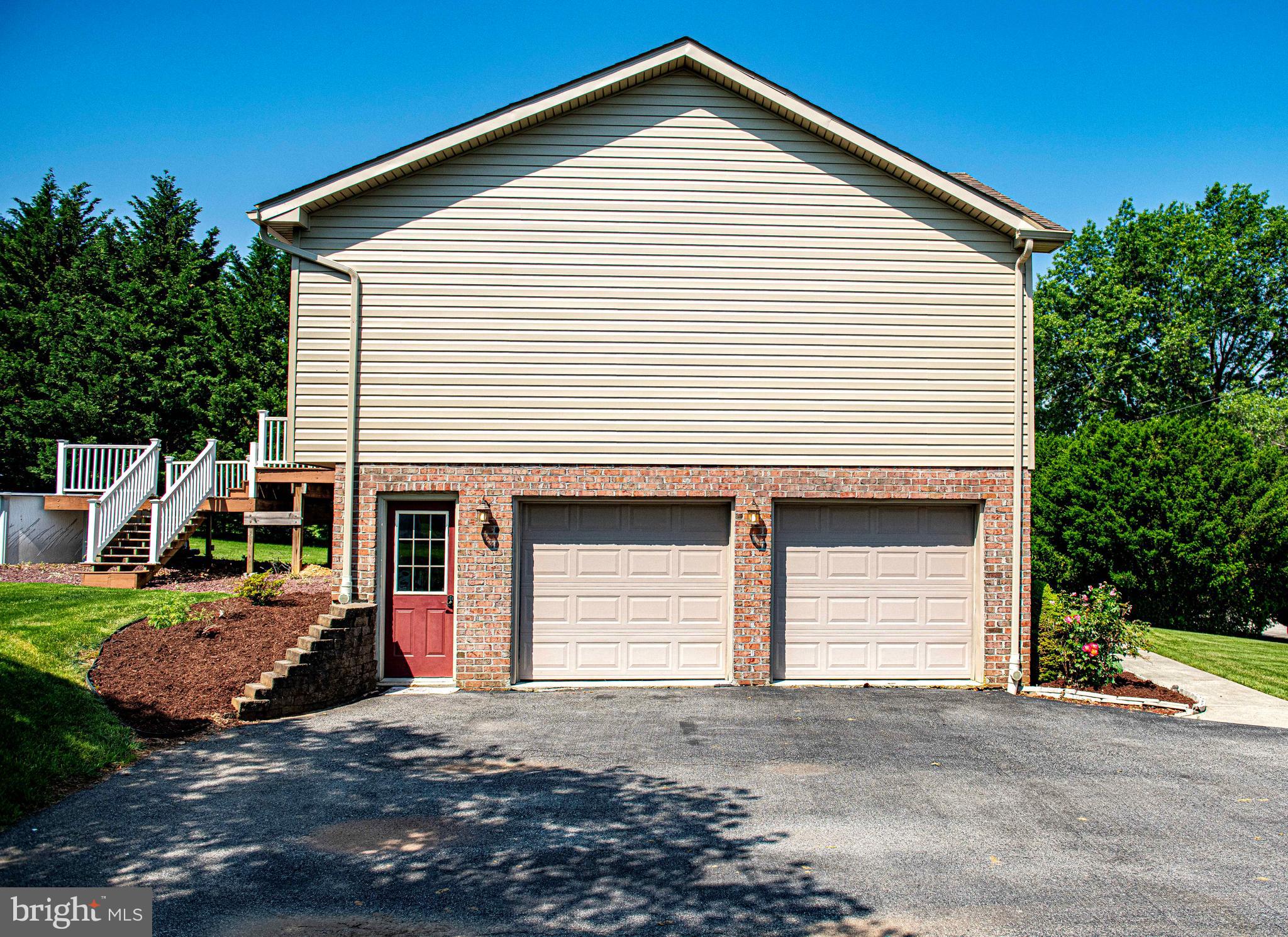 CAROL HEIGHTS - Residential