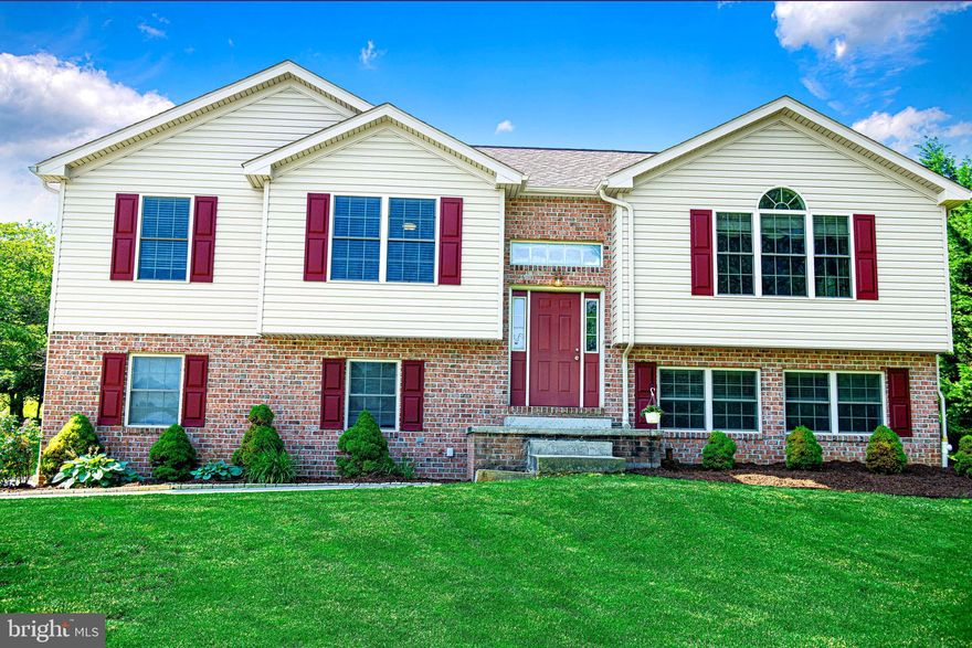 Welcome to 30 Carson Lane! This beautifully updated home sits on a scenic lot and is packed with upgrades inside and out. Enjoy summer days relaxing by the brand-new pool (2023) or entertaining on the spacious deck. The oversized garage offers plenty of space for parking, storage, or hobbies. Inside, you’ll find three full baths and a stylish kitchen with stainless steel appliances (2022). Major improvements include a new roof, siding, shutters, sliding doors, gutters with gutter guards (2024), and a new HVAC system (2023). An invisible fence with two collars is also included—perfect for pet owners! This move-in ready home blends comfort, function, and outdoor living—don’t miss it!